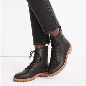 Madewell Claire Lug Sole Lace-up Boot in Leather size 9.5